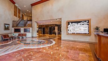 The Rushmore Hotel & Suites, BW Premier Collection