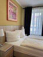Hotel Palm Premium