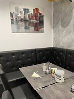 Hotel Palm Premium