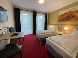 Hotel Palm Premium