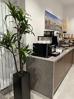 Hotel Palm Premium