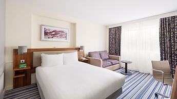 Holiday Inn Swindon by IHG