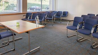 Holiday Inn Swindon by IHG