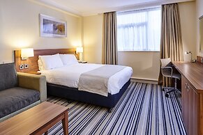 Holiday Inn Swindon by IHG