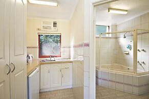 Lorne Coachman Inn
