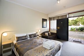 Lorne Coachman Inn