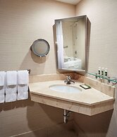 Best Western Plus Waterfront Hotel