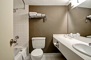 Chateau Lacombe Hotel