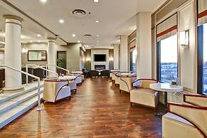 Chateau Lacombe Hotel