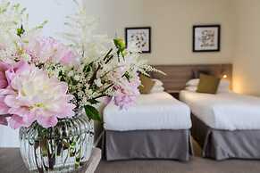 Phoenix Hotel