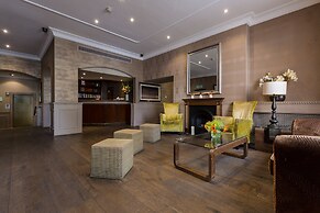 Phoenix Hotel