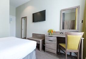 Phoenix Hotel