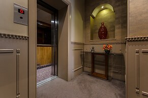 Phoenix Hotel
