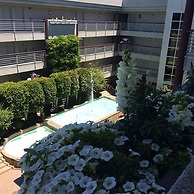 Cupertino Hotel