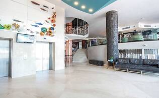 The Blue Waters Hotel