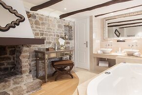 Chateau Eza