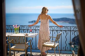 Chateau Eza