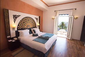 El Minzah Hotel