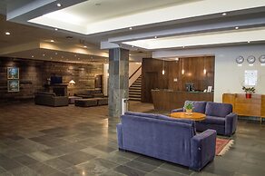 Sea to Sky Hotel & Conference Centre