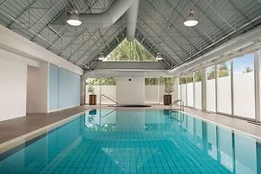 Coast Chilliwack Hotel by APA