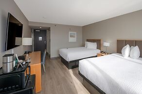 Coast Chilliwack Hotel by APA