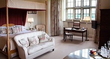 Llangoed Hall
