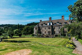 Llangoed Hall