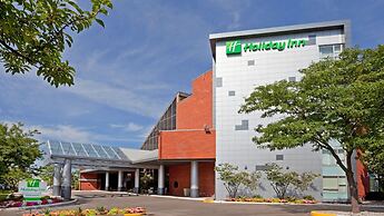 Holiday Inn Oakville Centre by IHG