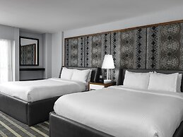 Hotel Arts