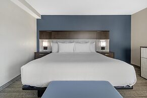 Best Western Plus Chocolate Lake Hotel