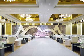 Radisson Blu Hotel and Convention Centre, Riyadh Minhal