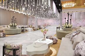 Radisson Blu Hotel and Convention Centre, Riyadh Minhal