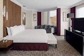 Radisson Blu Hotel and Convention Centre, Riyadh Minhal