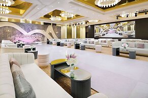 Radisson Blu Hotel and Convention Centre, Riyadh Minhal
