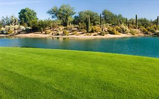 DoubleTree Suites by Hilton Phoenix