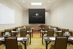 DoubleTree Suites by Hilton Phoenix