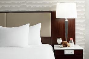 DoubleTree Suites by Hilton Phoenix