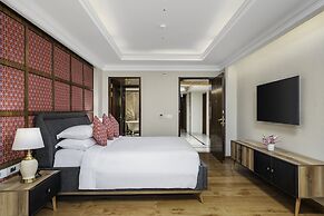 The Soaltee Kathmandu, Autograph Collection