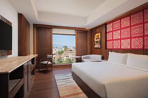 The Soaltee Kathmandu, Autograph Collection
