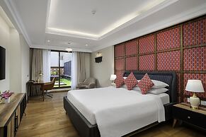 The Soaltee Kathmandu, Autograph Collection