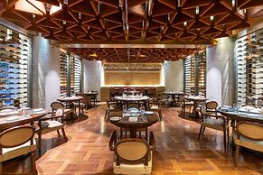 The Soaltee Kathmandu, Autograph Collection