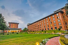 The Soaltee Kathmandu, Autograph Collection