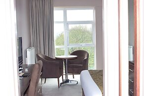 Humber Royal Hotel