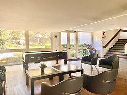 Hotel Kyriad Nemours