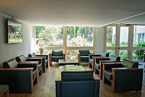 Hotel Kyriad Nemours