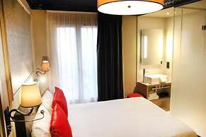 Hotel Le Montmartre Saint Pierre
