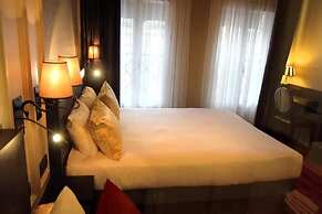 Hotel Le Montmartre Saint Pierre