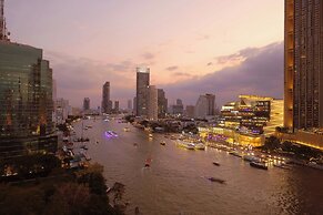 Royal Orchid Sheraton Riverside Hotel Bangkok