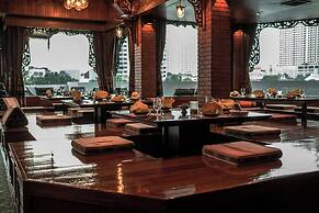 Royal Orchid Sheraton Riverside Hotel Bangkok