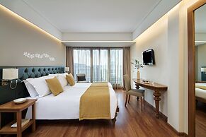 Titania Hotel